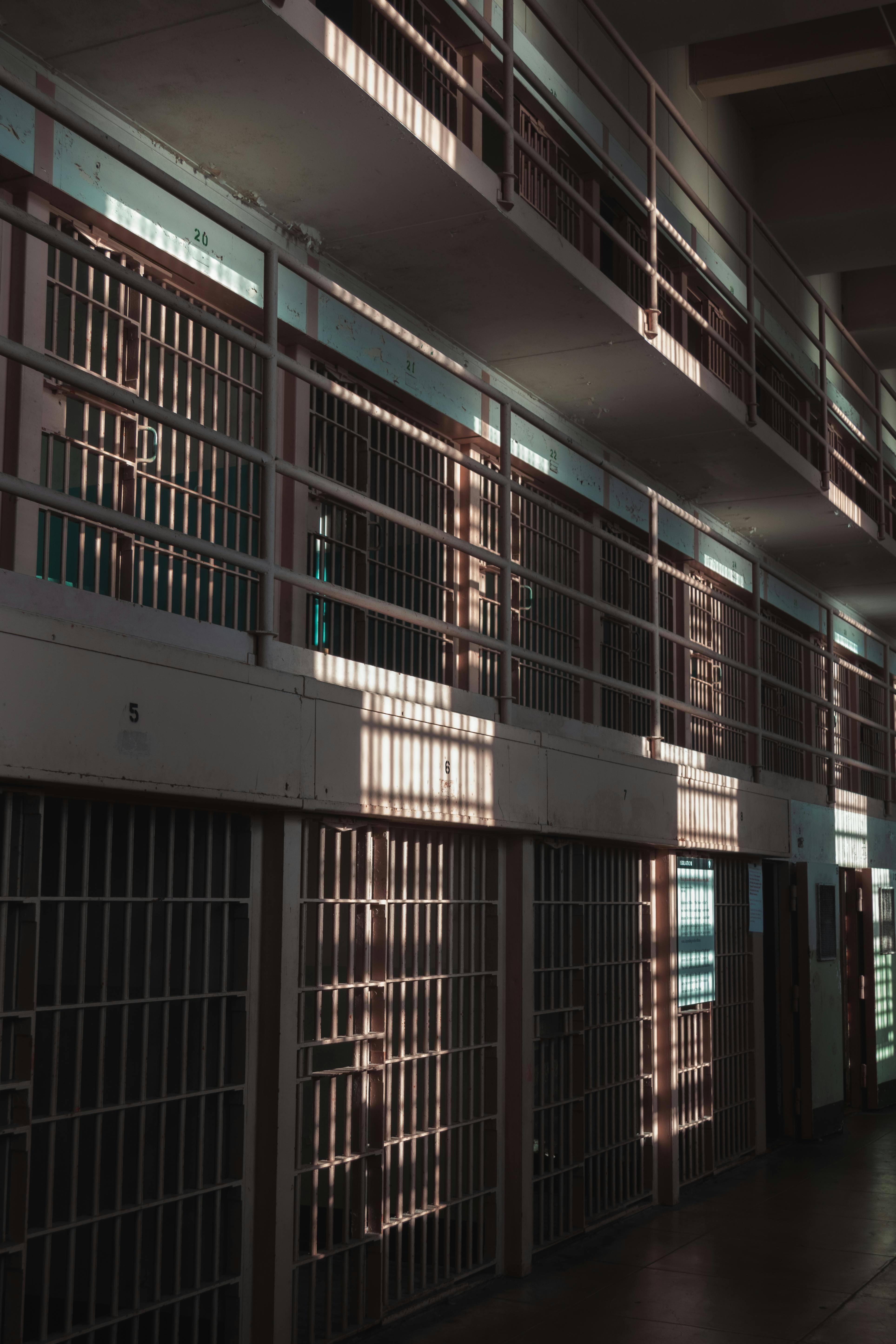 Understanding violent escalations in prison beyond radicalisation